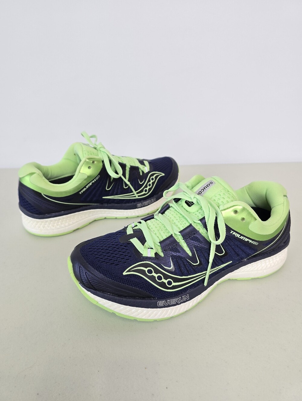 Saucony Triumph ISO 4 Navy Mint EVERUN Running Shoes Women's size 7 Like New